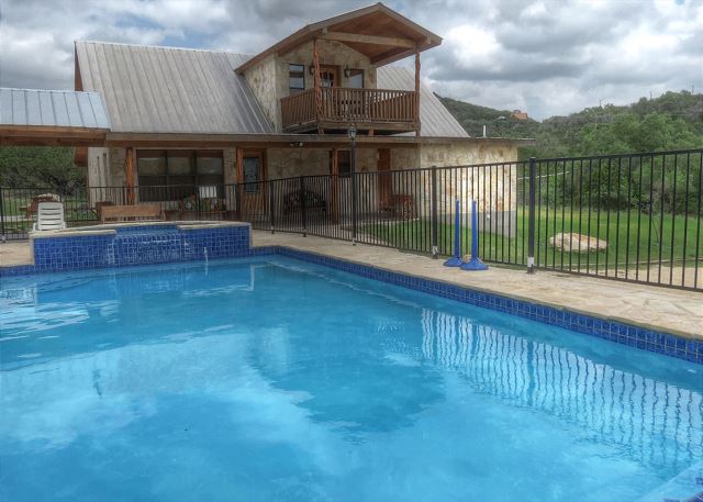Frio River Co. Real Estate