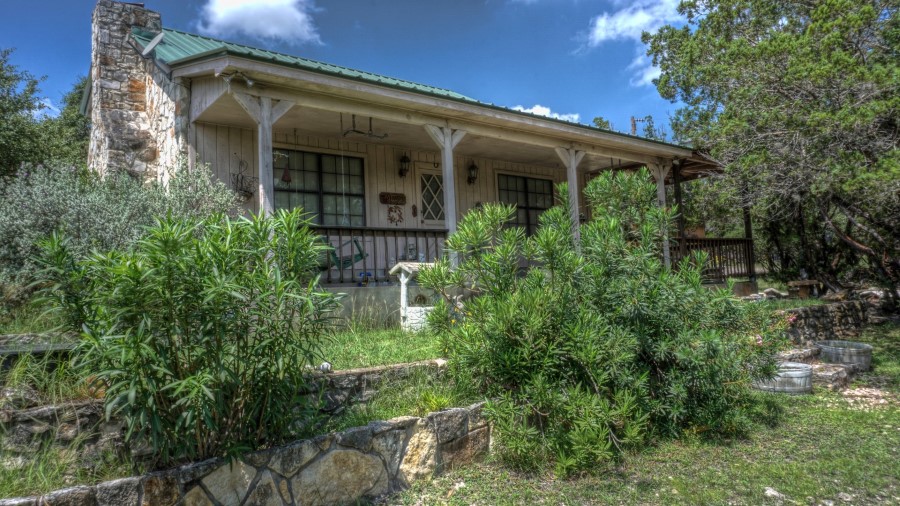Frio River Co. Real Estate